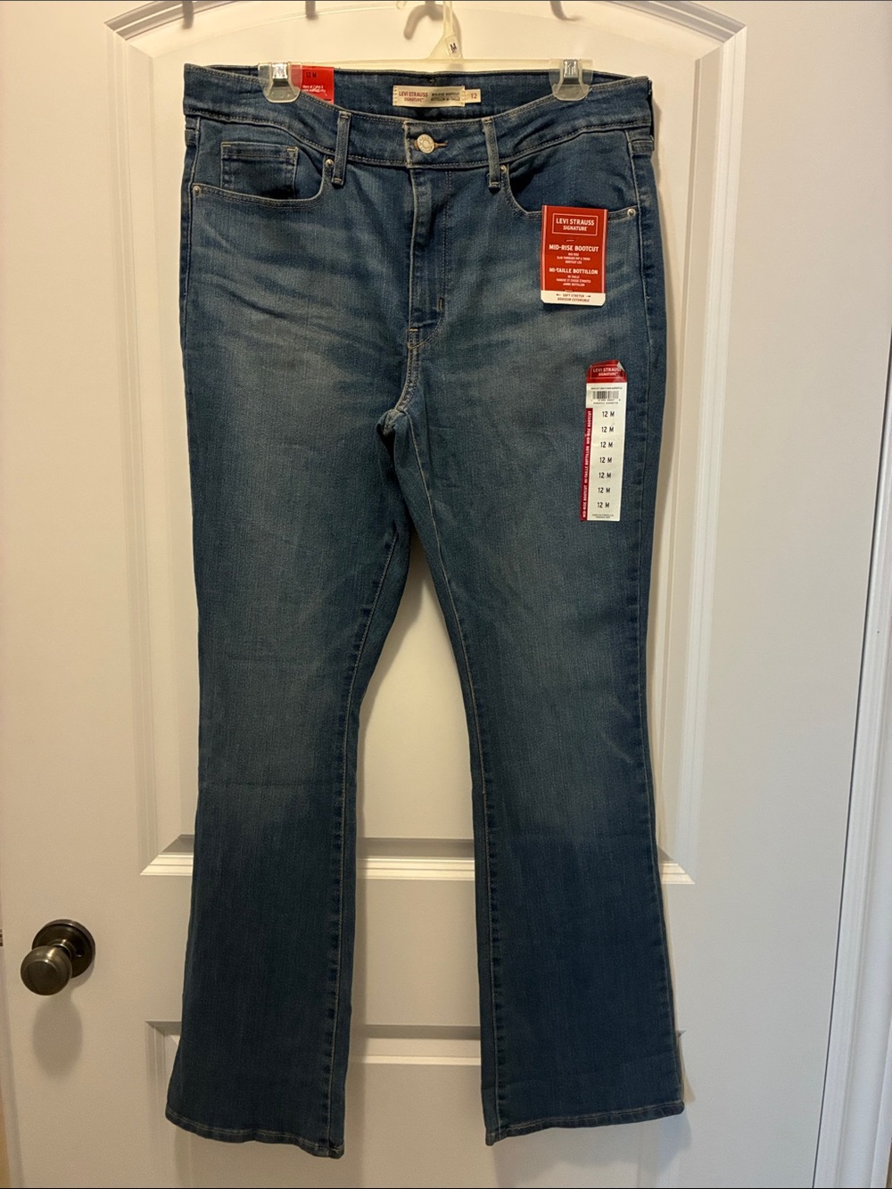 Women’s Levi’s Blue Mid-rise Bootcut Jeans with Tags NEW denim blue